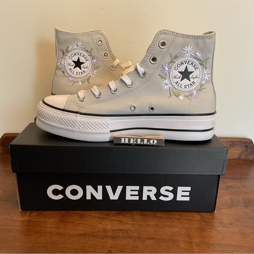 Converse A17484C CTAS Lift Hi Women's US 8.5 Fossilized White Black Chuck Taylor